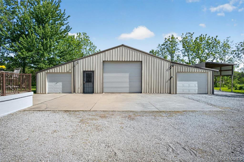 10520 North Dixie, South Rockwood, MI — Photo 30