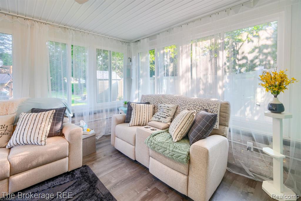 9404 E Lippincott Boulevard, Davison, MI 48423 — Photo 20
