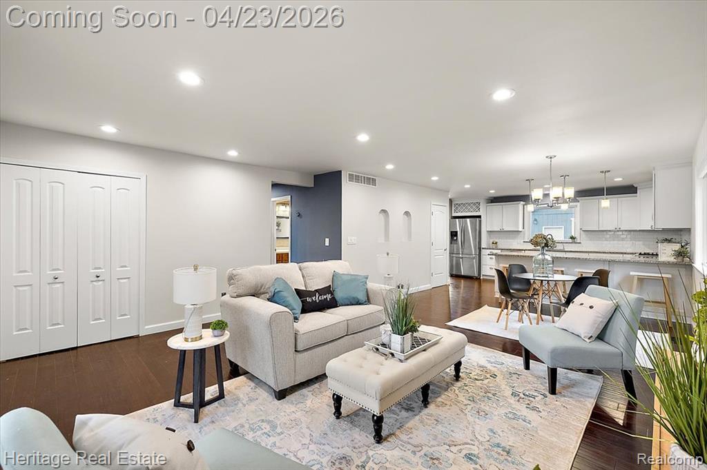7640 Granite, Washington, MI — Photo 4
