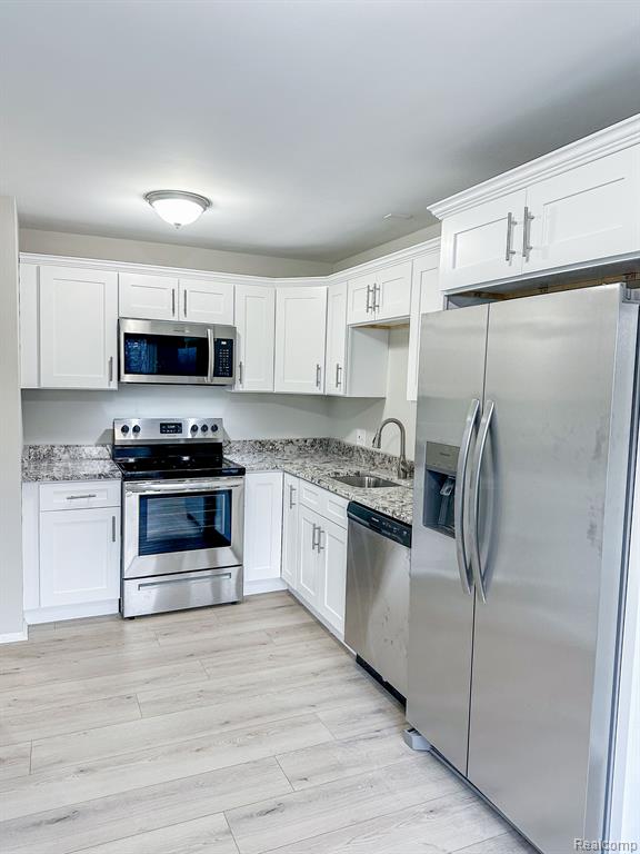 32718 GRAND RIVER Avenue, D3, Farmington, MI 48336 — Photo 6