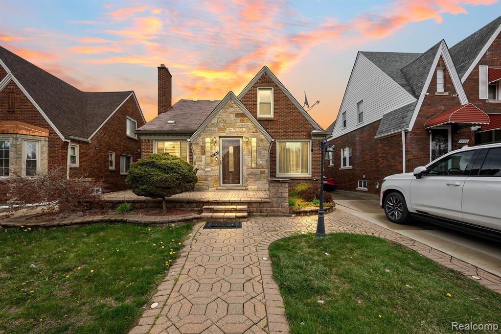 7716 W MORROW Circle, Dearborn, MI 48126 — Photo 3