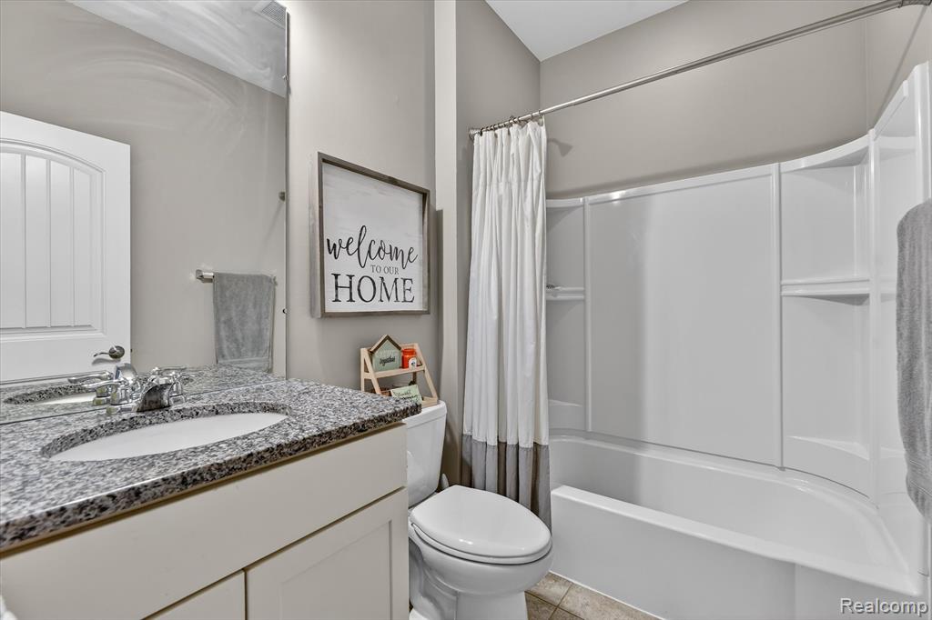 990 Shay Street E, Canton, MI 48188 — Photo 10