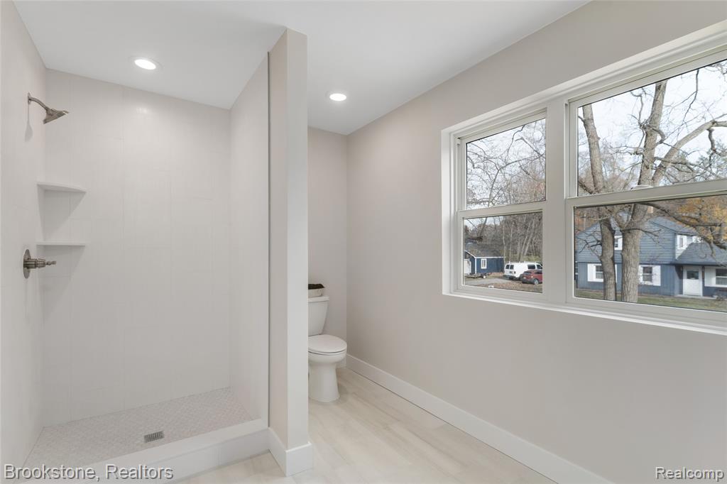 7369 Sweetbriar, West Bloomfield, MI 48324 — Photo 50