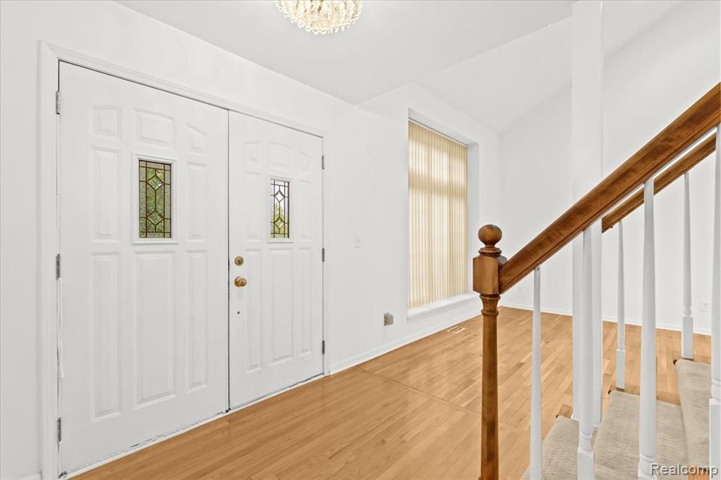 5747 Glen Creek Court, Ann Arbor, MI 48108 — Photo 5