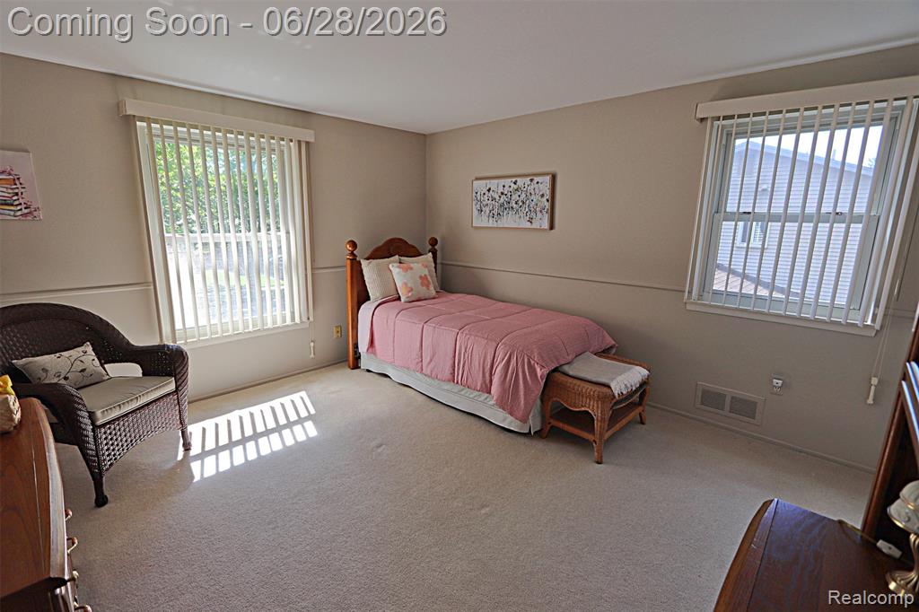 9391 Mayflower Court, Plymouth, MI 48170 — Photo 17