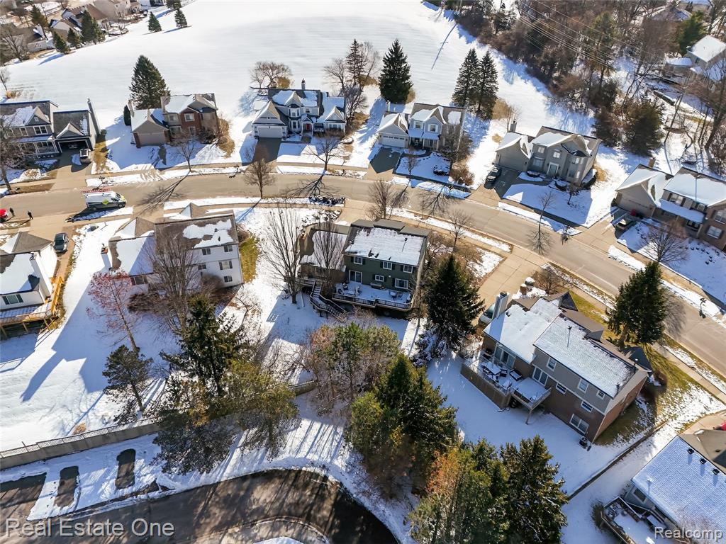564 Dorchester Way, Milford, MI 48381 — Photo 73