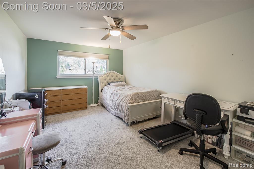 475 Sandehurst Drive, Grand Blanc, MI 48439 — Photo 34