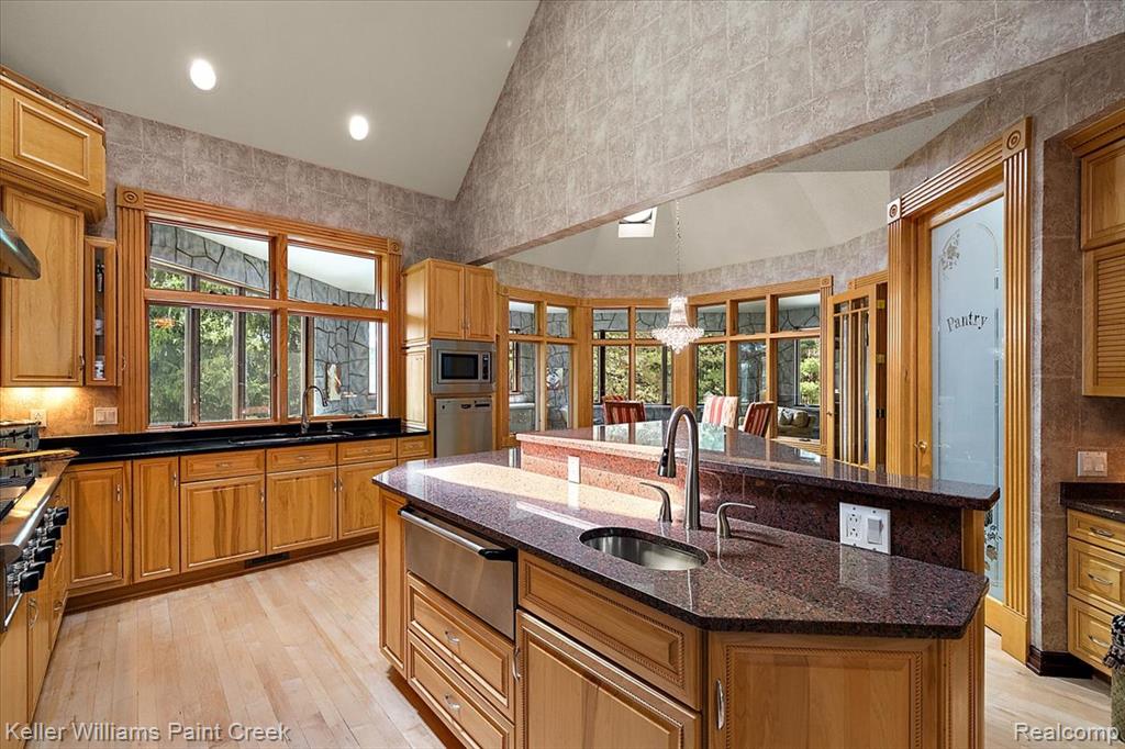 6263 Canter Creek Trail, Grand Blanc, MI 48439 — Photo 26