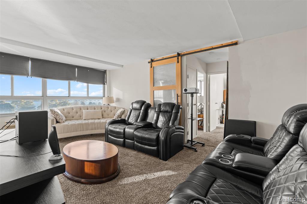 8900 E Jefferson Avenue, 605, Detroit, MI 48214 — Photo 3