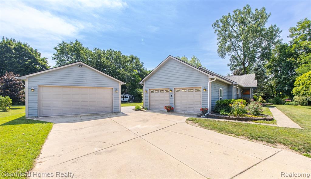 4710 Desert Bridge Court, Highland, MI 48356 — Photo 3