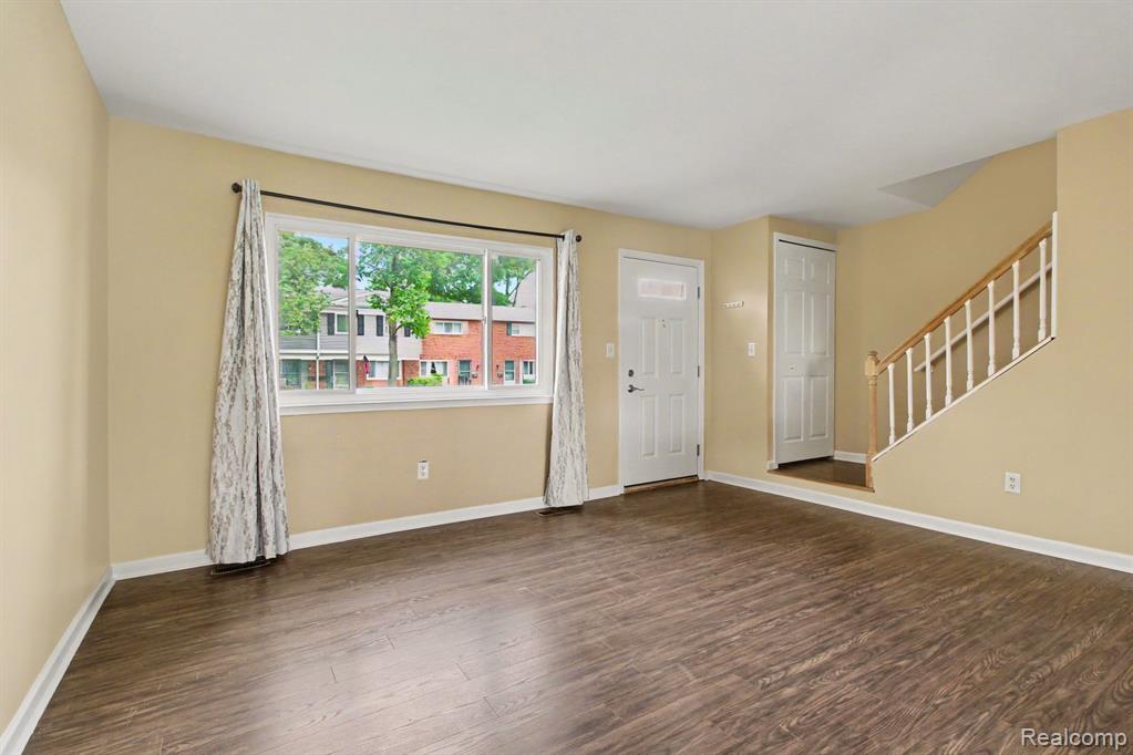 3023 Wolverine Drive, Ann Arbor, MI 48108 — Photo 5