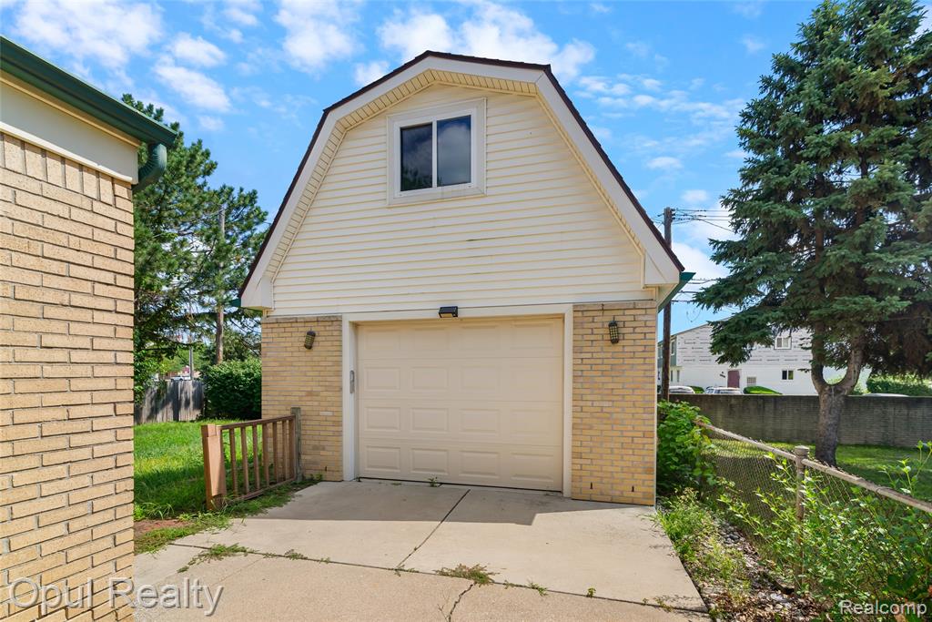 8732 Holly Drive, Canton, MI 48187 — Photo 8