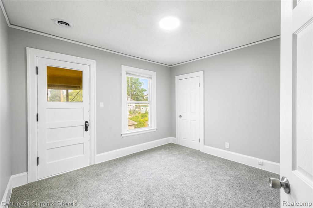 3054 Cadillac Boulevard, Redford, MI 48214 — Photo 17