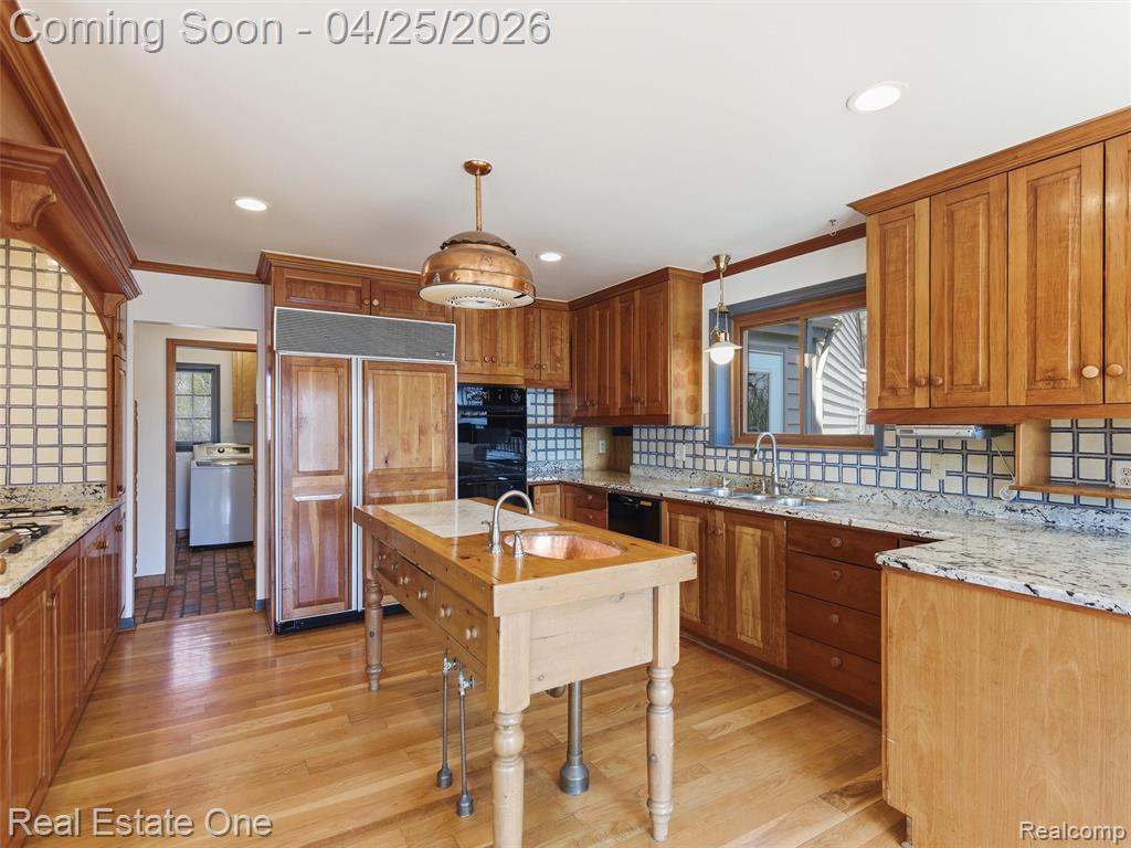 9990 Sashabaw Road, Clarkston, MI 48348 — Photo 36