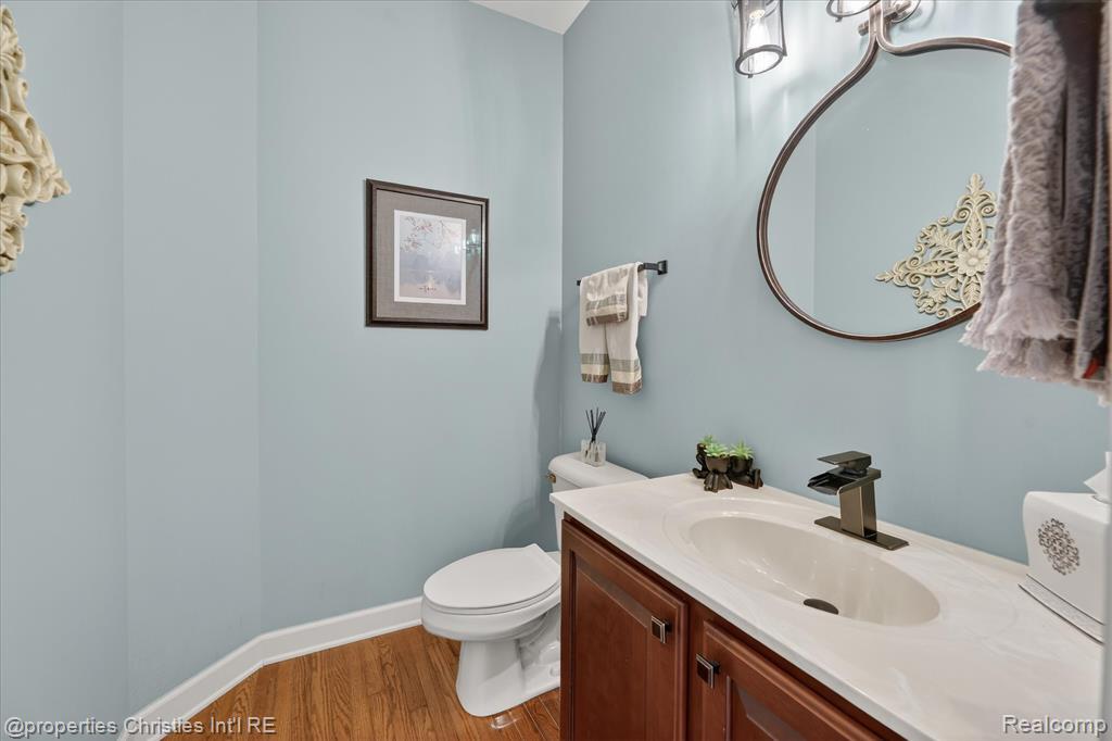 16224 Oak Forest Court W, Northville, MI 48168 — Photo 27