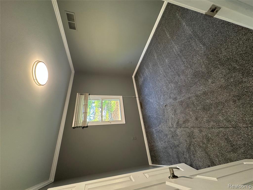 41912 King Edward Court, Clinton Twp, MI 48038 — Photo 6