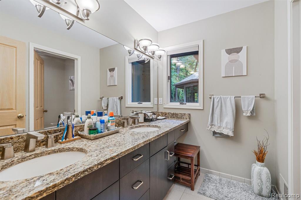 6653 COLLEGE Park, Clarkston, MI — Photo 46