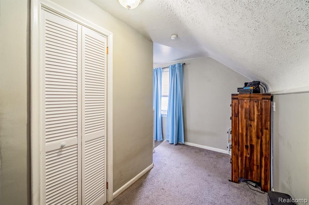 706 WHITE Avenue, Lincoln Park, MI 48146 — Photo 16
