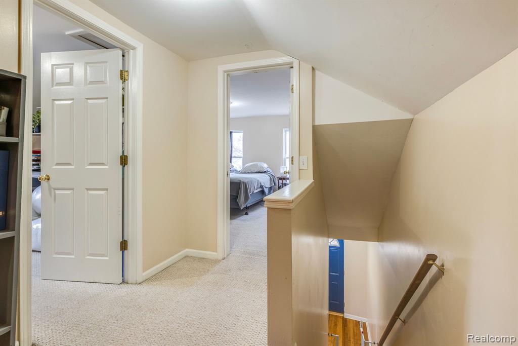 901 GARFIELD Street, Port Huron, MI 48060 — Photo 32