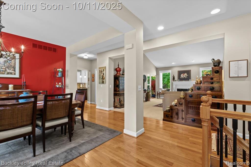 9430 Sheltering Oaks Drive, Brighton, MI 48114 — Photo 17