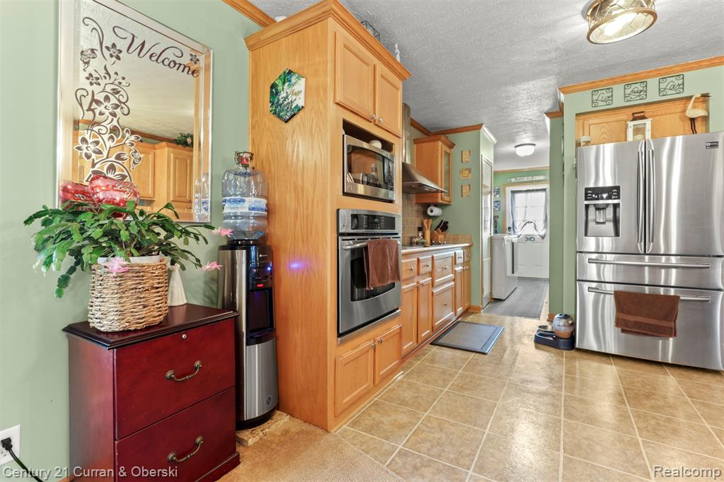 11191 Shady Grove Court, South Lyon, MI 48178 — Photo 7