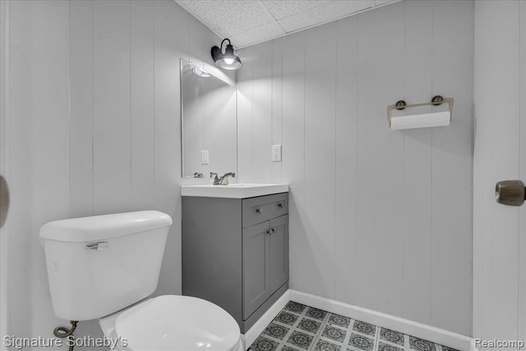 38383 Saddle Lane, Clinton Twp, MI 48036 — Photo 61