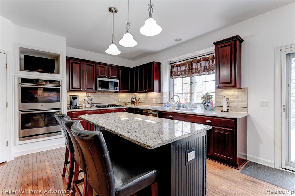 44499 White Pine Circle E, Northville, MI 48168 — Photo 17