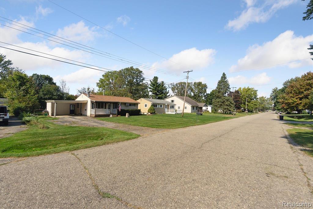 4208 BRISTOLWOOD Drive, Flint, MI 48507 — Photo 27