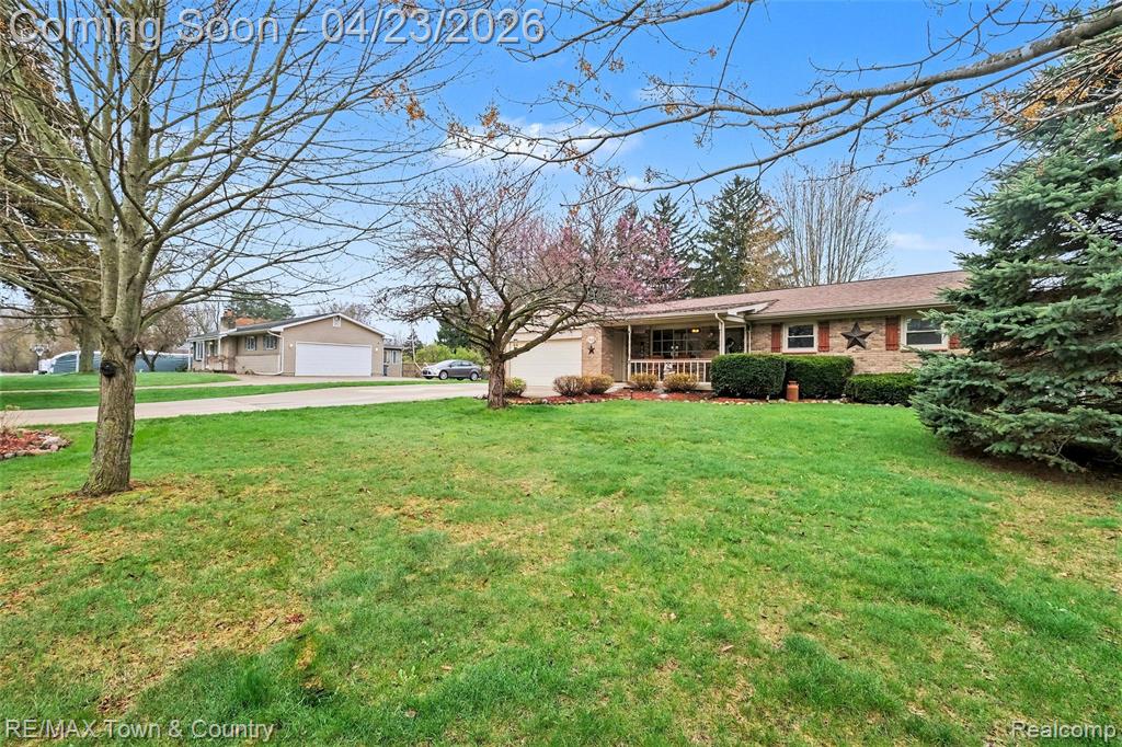 5163 Blossom Drive, Flushing, MI 48433 — Photo 25