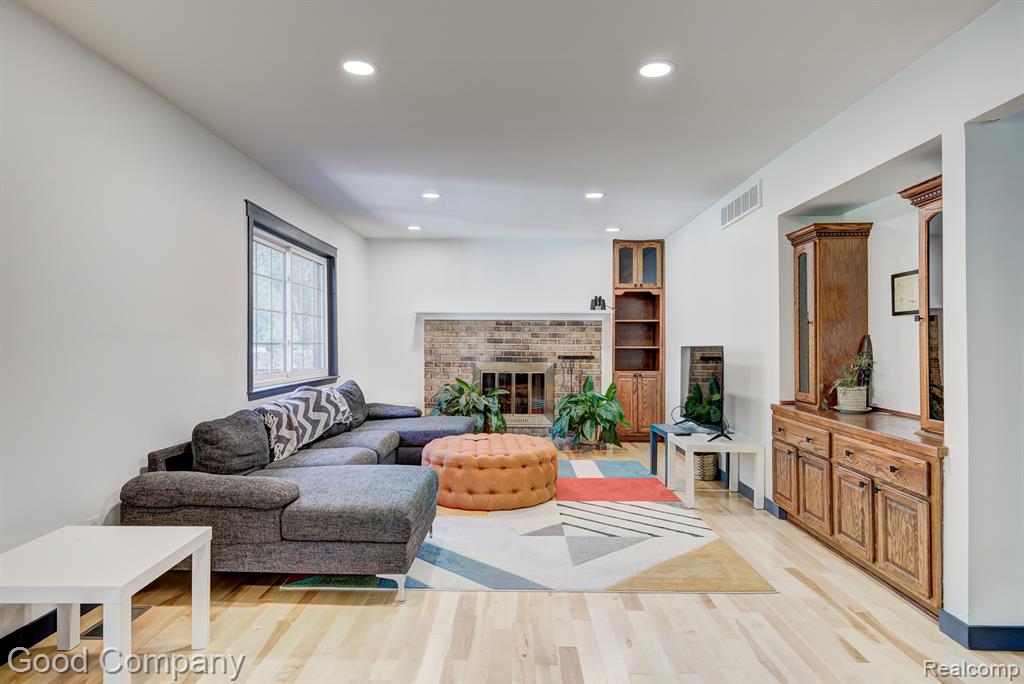 41490 Hanford Road, Canton, MI 48187 — Photo 2