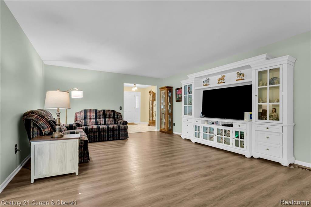 13741 Chestnut Street, Southgate, MI 48195 — Photo 6