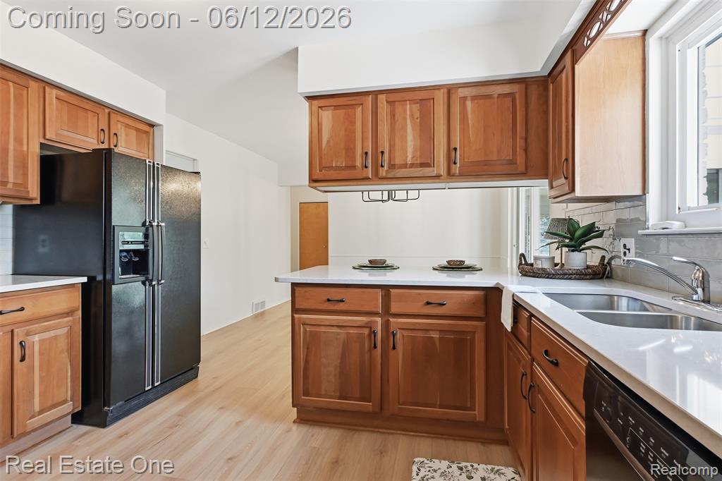 9649 Beech Daly Road, Redford, MI 48239 — Photo 9