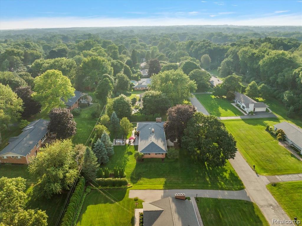 960 N Reading Road, Bloomfield Hills, MI 48304 — Photo 42