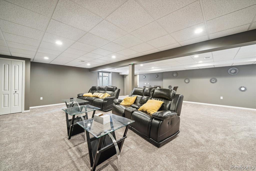 5121 HAWKSEYE Trace, Warren, MI 48092 — Photo 36