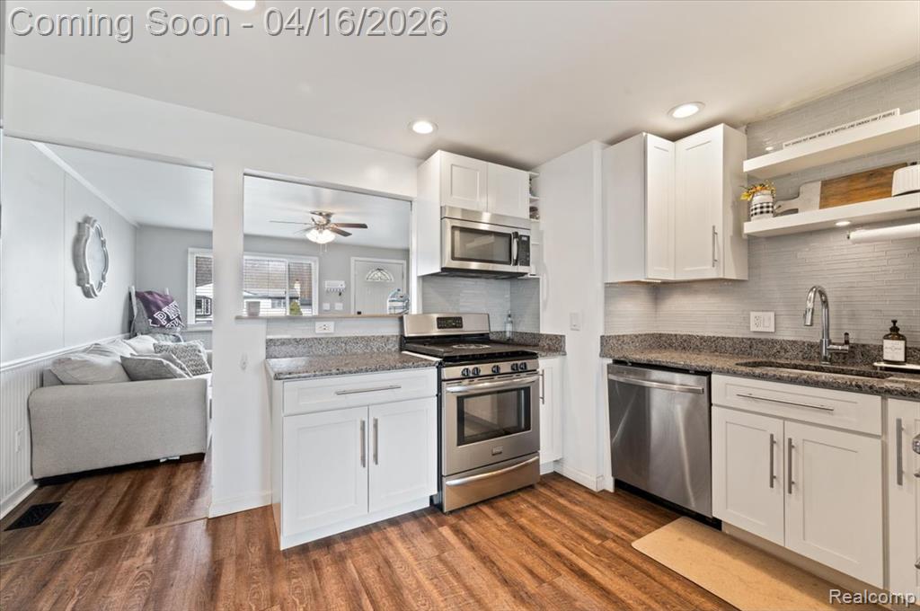 15423 Taft Street, Romulus, MI 48174 — Photo 8