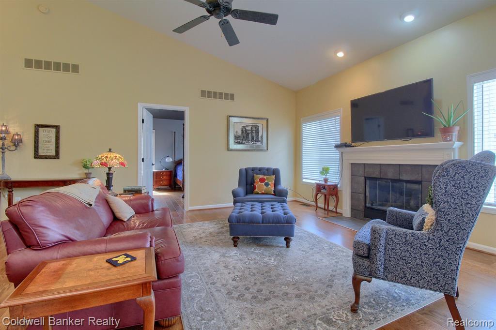 1696 CASSADY PLACE Drive, Plymouth, MI 48170 — Photo 11
