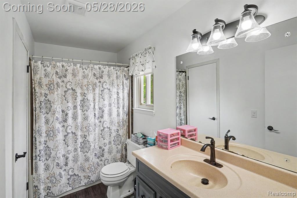 5506 Old Franklin Road, Grand Blanc, MI 48439 — Photo 15