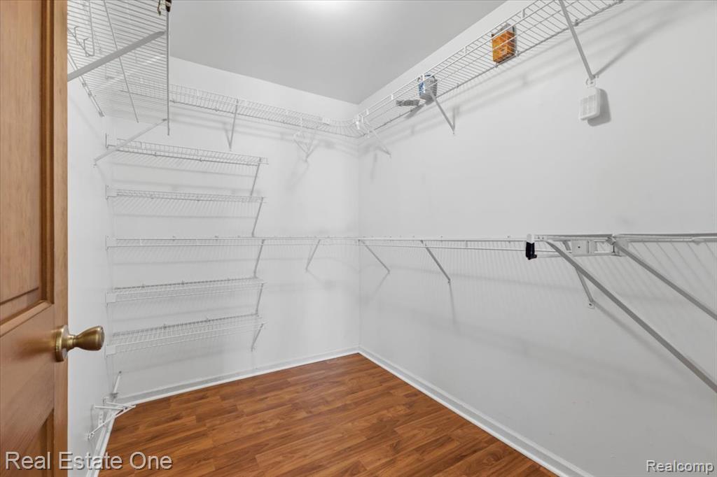 720 Essex Drive, Rochester Hills, MI 48307 — Photo 30