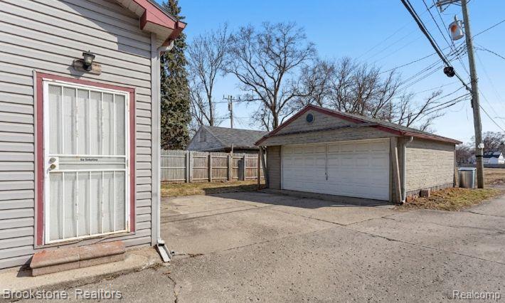 7645 Fisher Avenue, Warren, MI 48091 — Photo 23