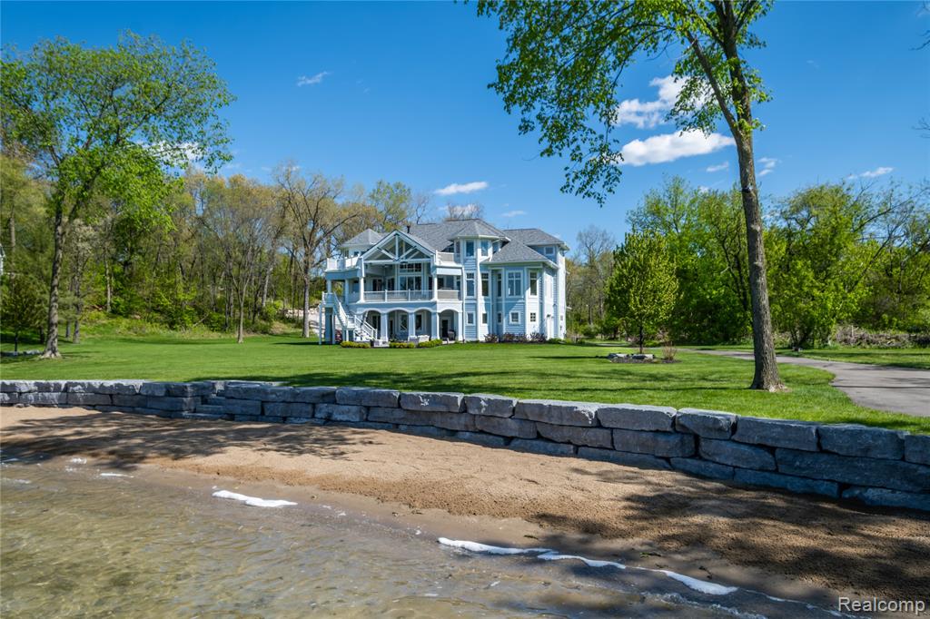 10195 Bennett Lake Road, Fenton, MI 48430 — Photo 3