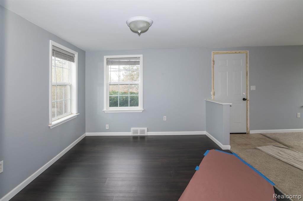 4941 S HILL Road, Milford, MI 48381 — Photo 6