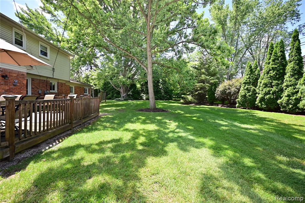 5888 Pentland Road, Bloomfield Hills, MI 48301 — Photo 34