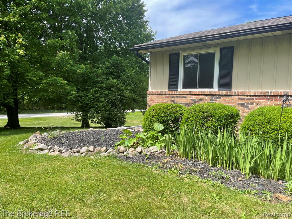 2267 Sandpiper Drive, Lapeer, MI 48446 — Photo 3