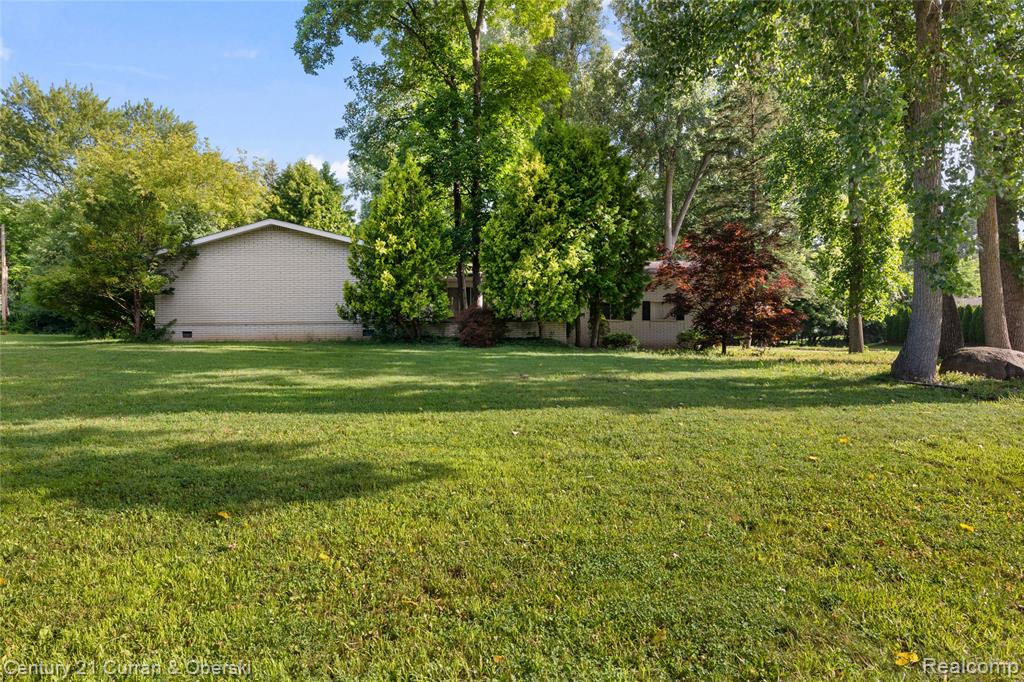 4652 Patrick Road, West Bloomfield, MI — Photo 20