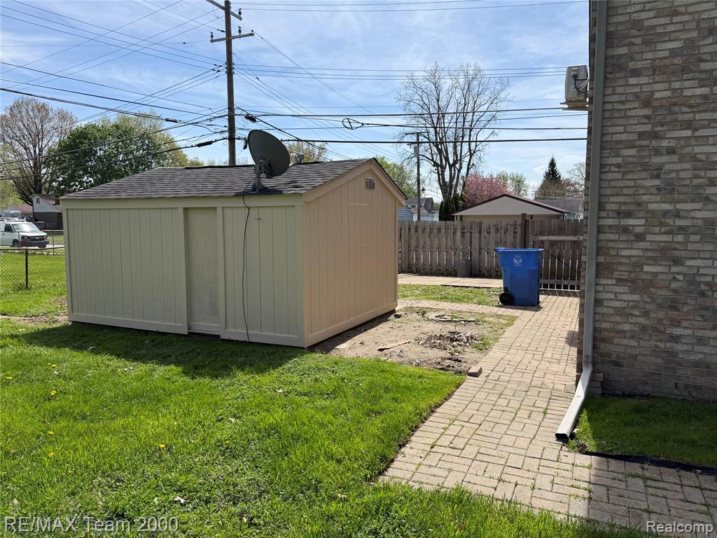 4253 Polk Street, Dearborn Heights, MI 48125 — Photo 39