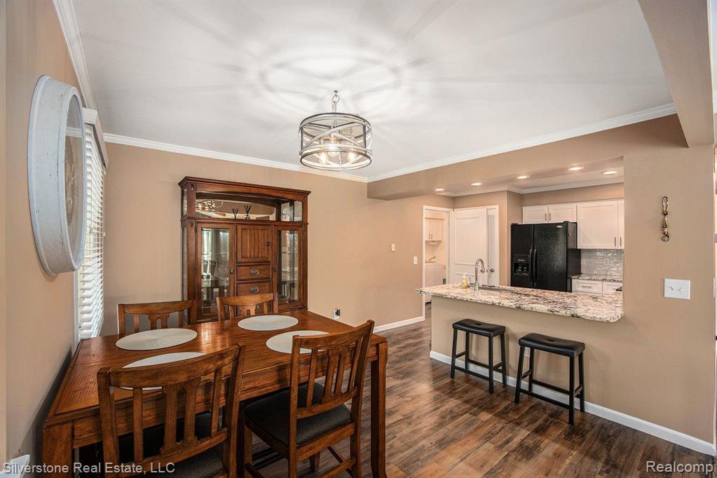 48830 WINDMILL Circle W, Macomb, MI 48044 — Photo 8