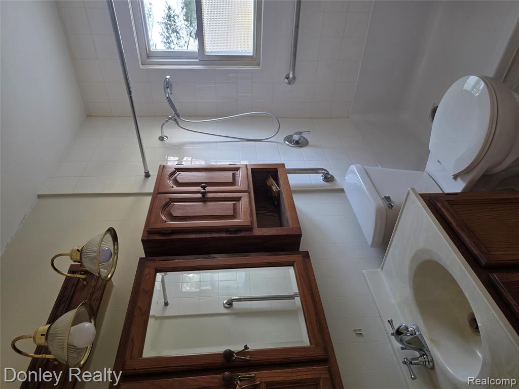 2137 N Main Street, Fairgrove, MI 48733 — Photo 8