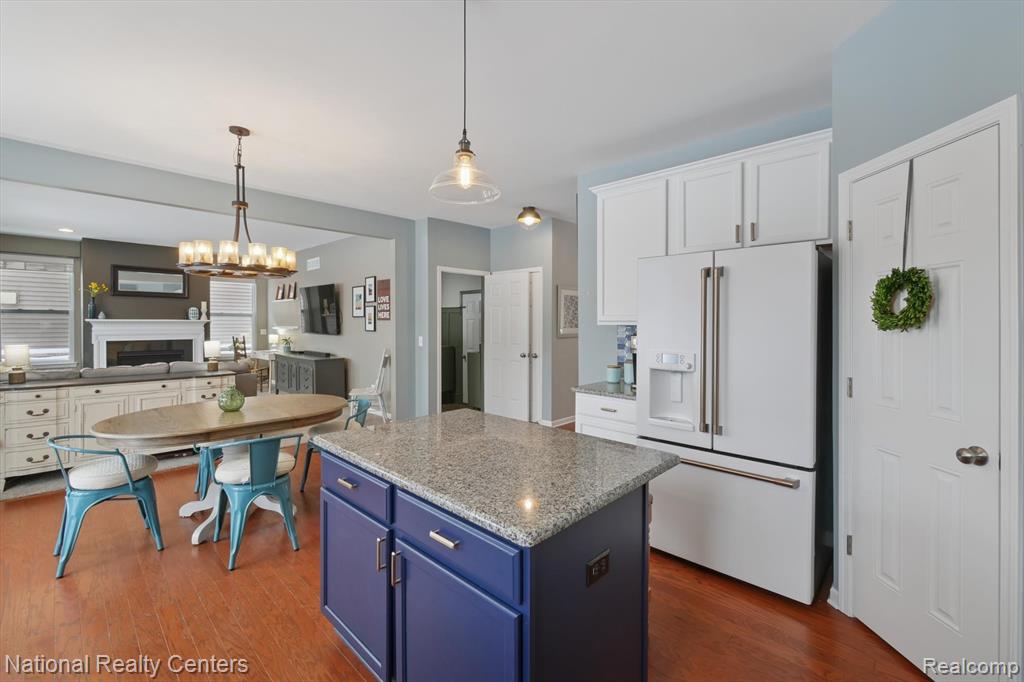 27316 Victoria Road, Novi, MI — Photo 18