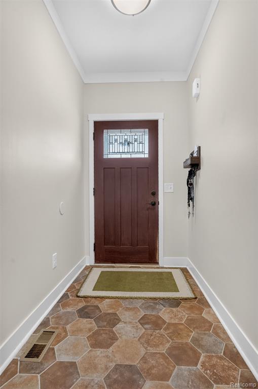3524 Amber Oaks Drive, Howell, MI 48855 — Photo 4