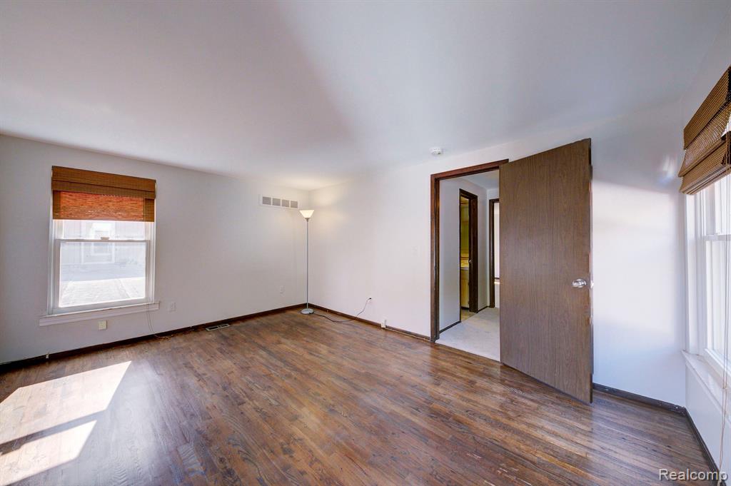 2037 Hyde Park Drive, Detroit, MI 48207 — Photo 22